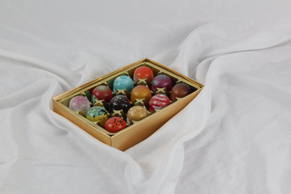 Assorted box of 12 Truffles