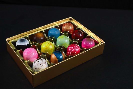 Assorted box of 12 Truffles