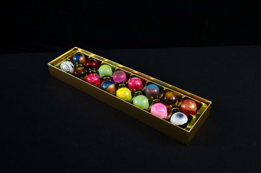 Assorted box of 16 Truffles
